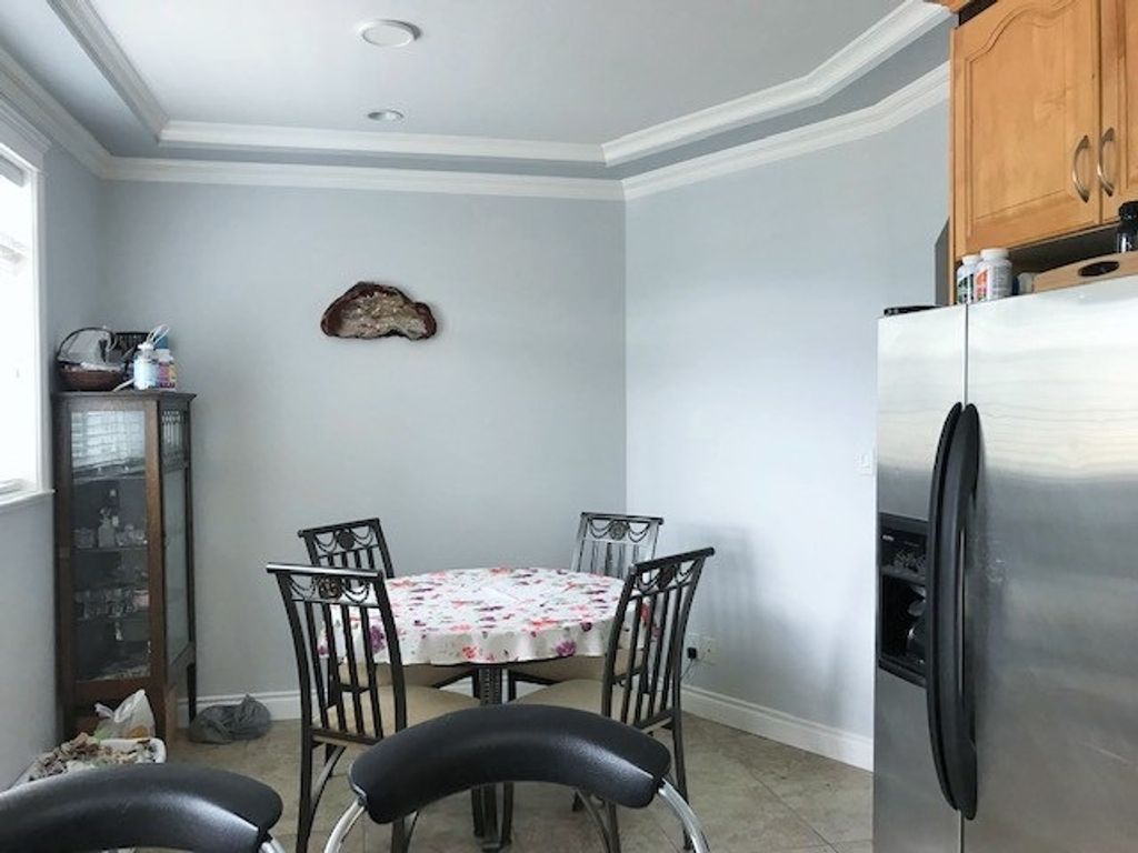 listing image 1107130171925712099