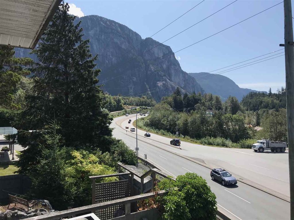 listing image 1100622428616942128