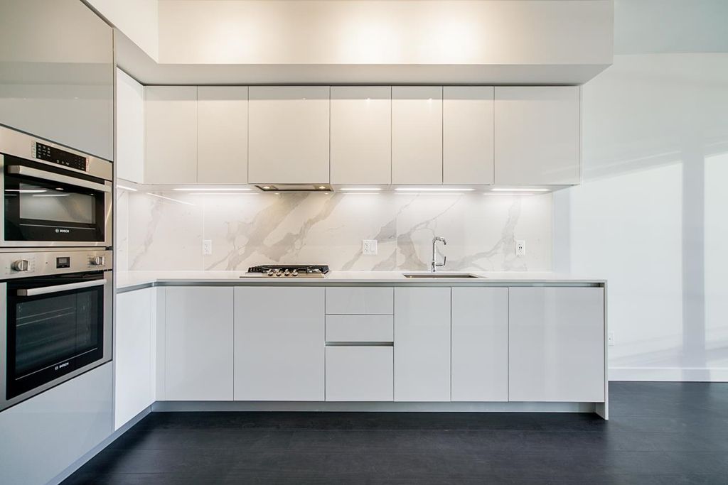 listing image 1107485681342742882