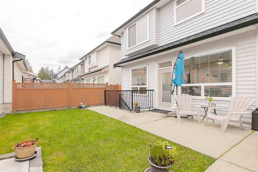 listing image 1109954023459952067