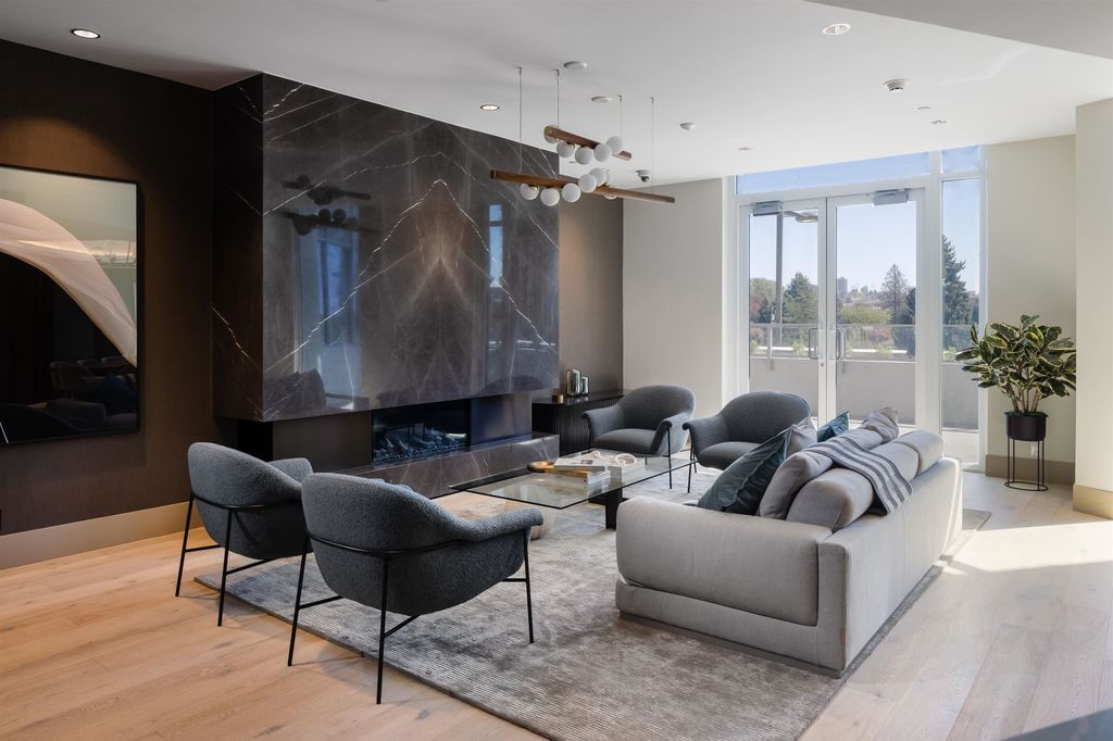 listing image 1101902246652458654