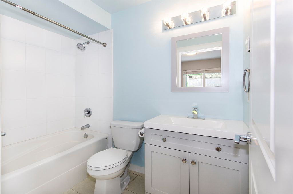 listing image 1108311083606156034