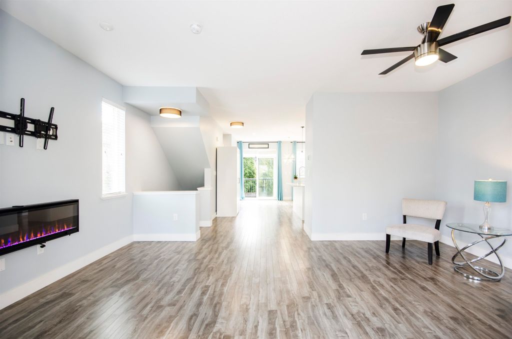 listing image 1108447054473445301