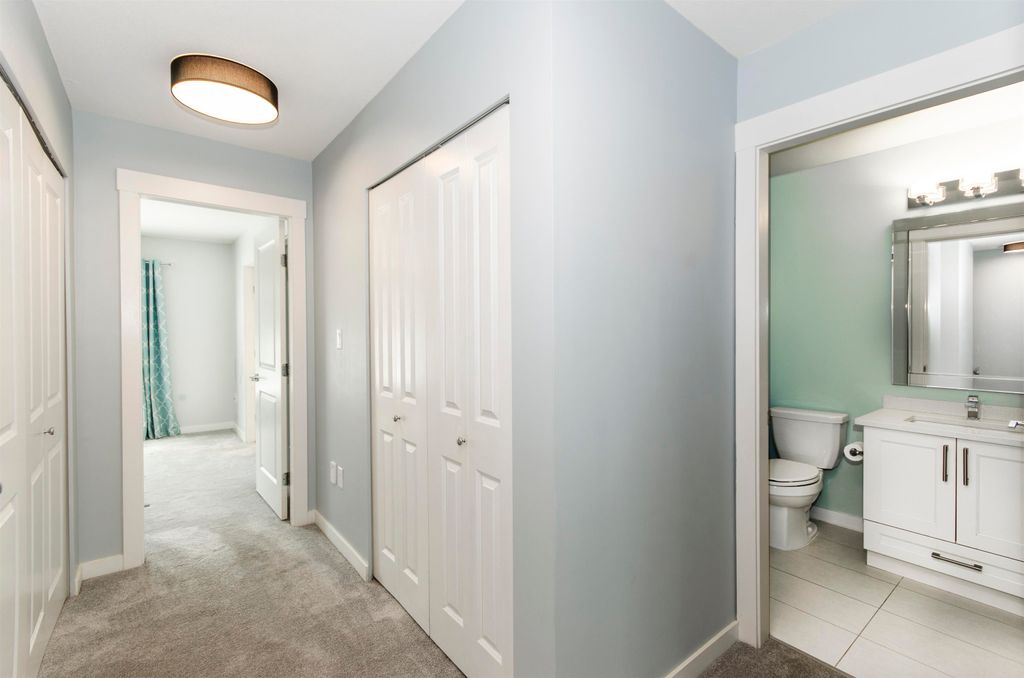 listing image 1109847121385585410