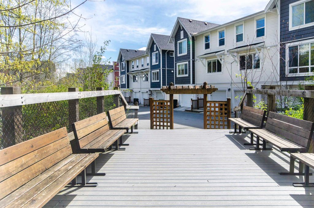 listing image 1105537127807210513