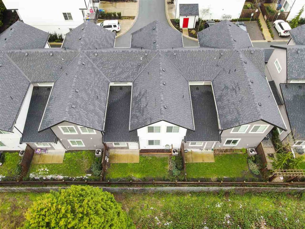 listing image 1103649331809896416