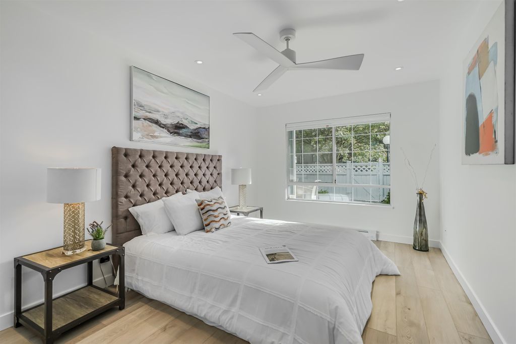 listing image 1107234622998329858