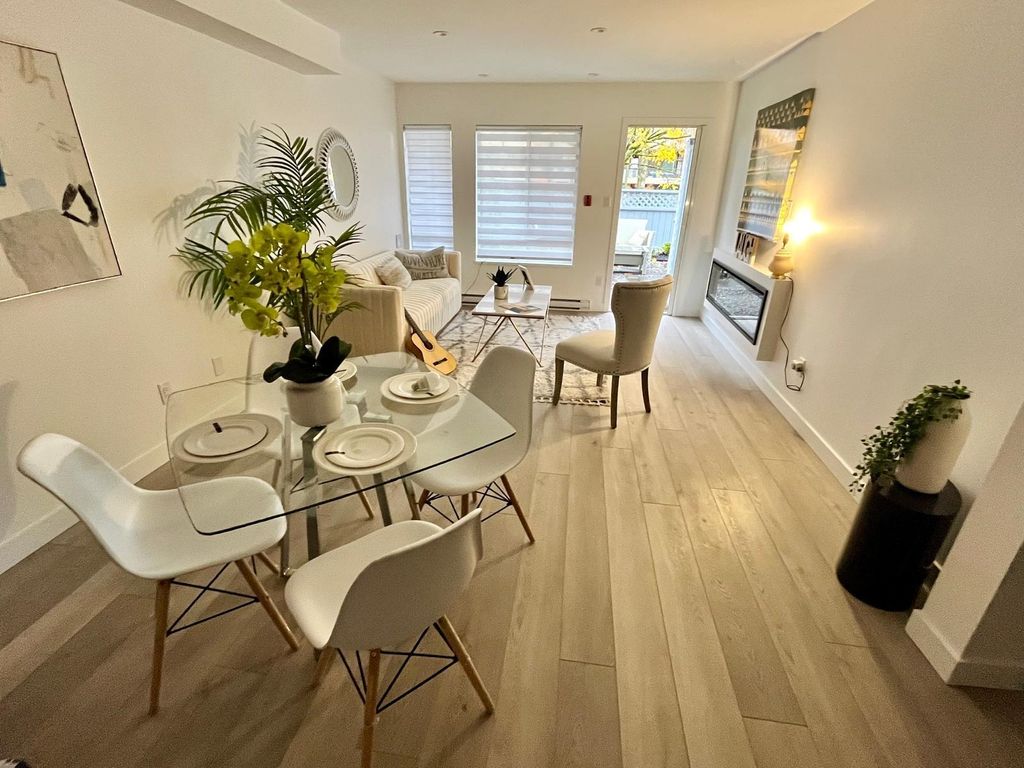 listing image 1109366467990217740