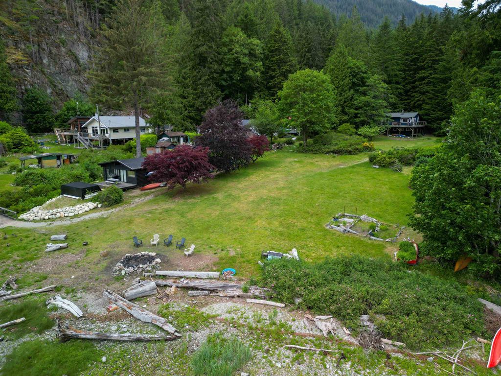 listing image 1101465181662068816