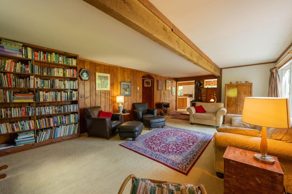 listing image 1102334794286254223