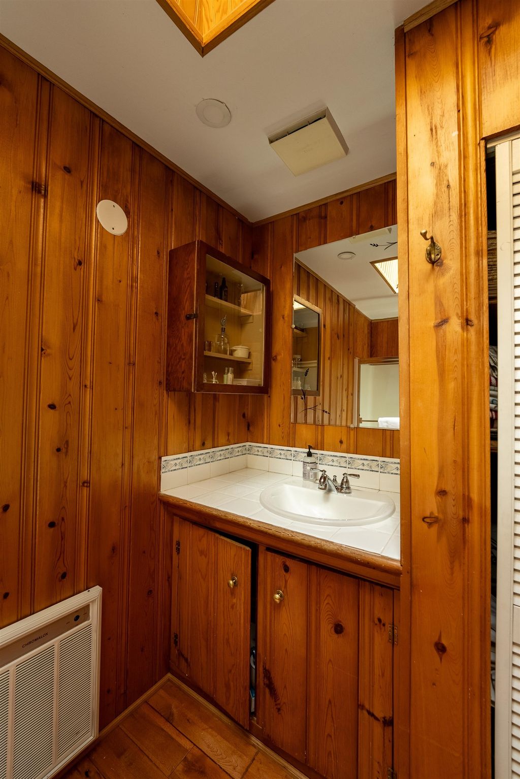 listing image 1102162020105490550