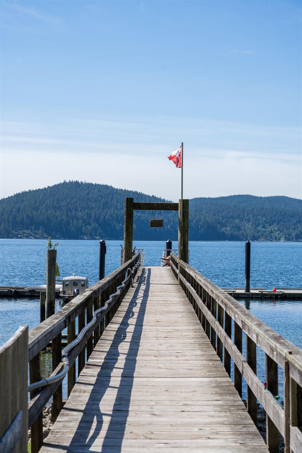 listing image 1109772688108748375