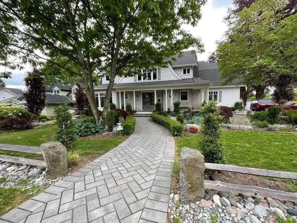 listing image 1109158628176538660