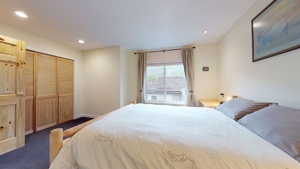 listing image 1106596963200225118
