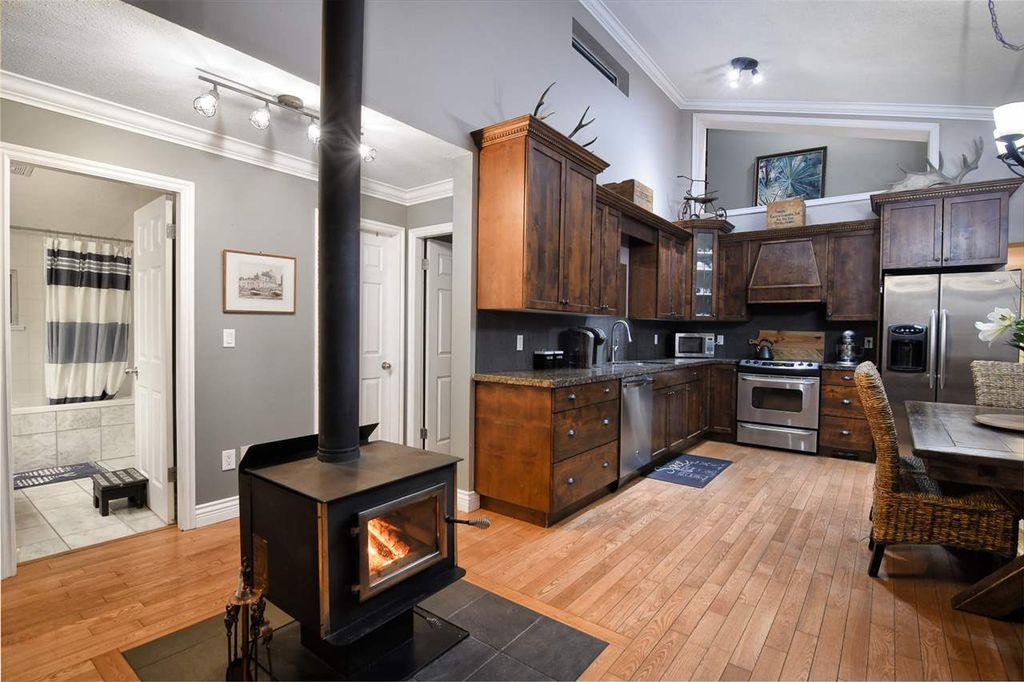 listing image 1106720126045685128