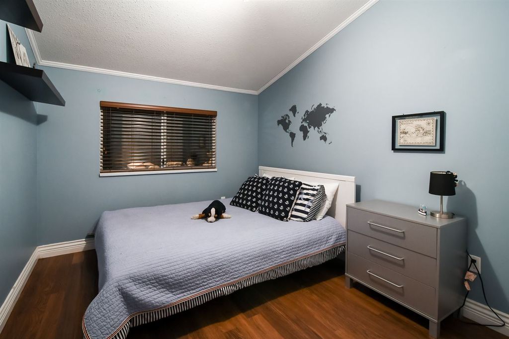 listing image 1101383349574681647