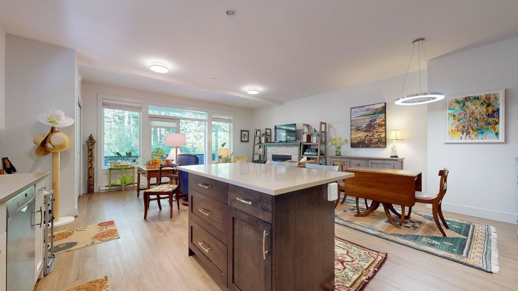 listing image 1109291740984328430