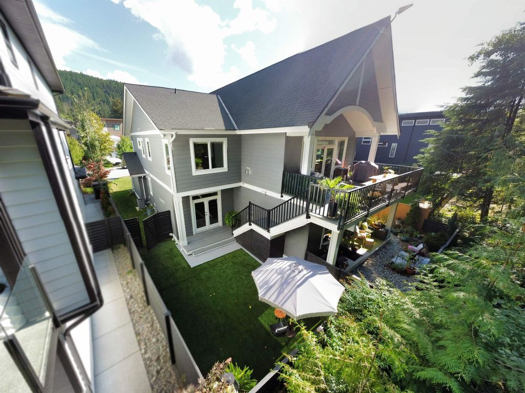 listing image 1104373844786962735