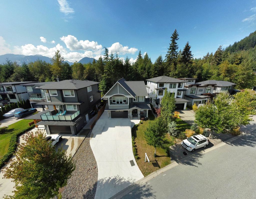 listing image 1103535759311776130