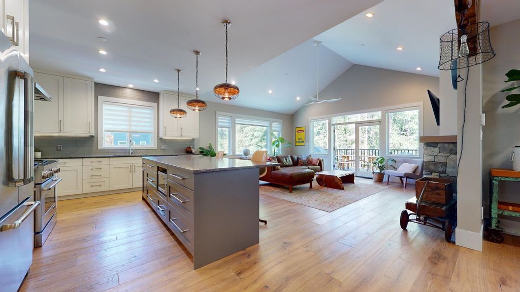 listing image 1101625402156718278