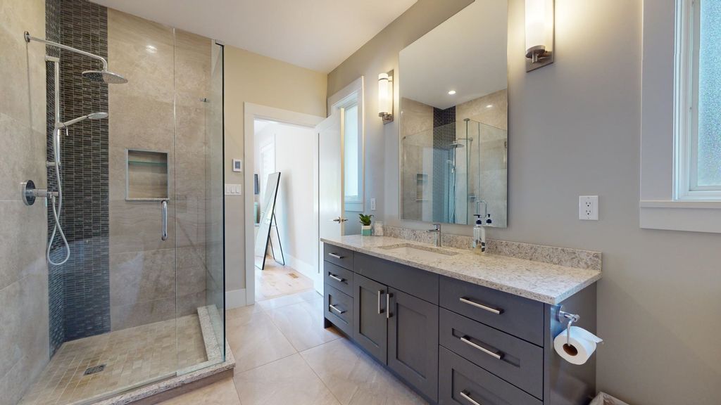 listing image 1100412329102915754