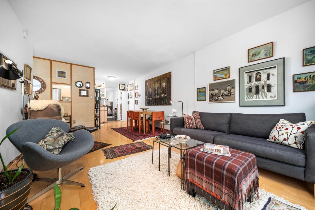 listing image 1107910676053386183