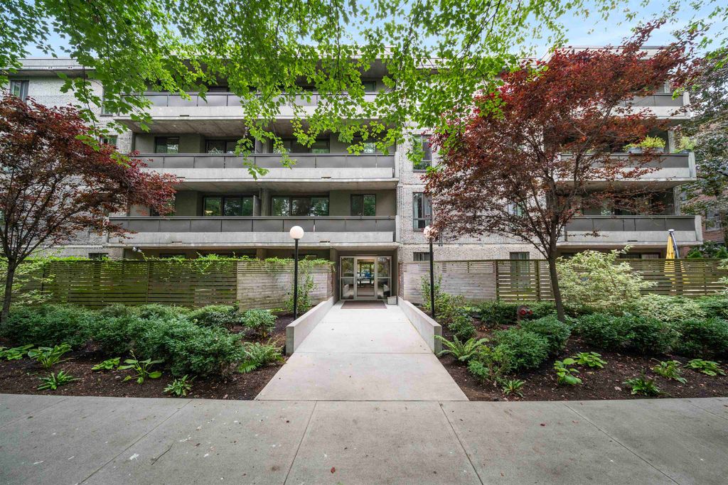 listing image 1105339346501117653
