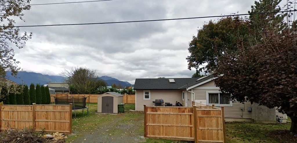 listing image 1104653891254492041
