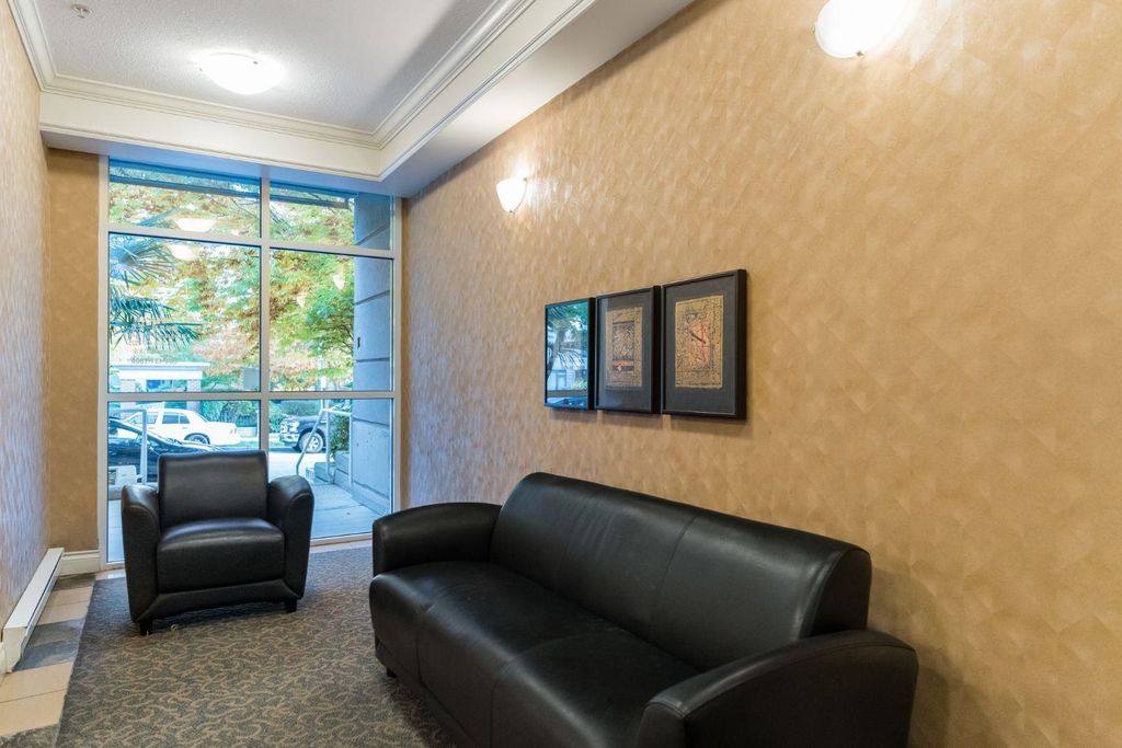 listing image 1100571531514170165