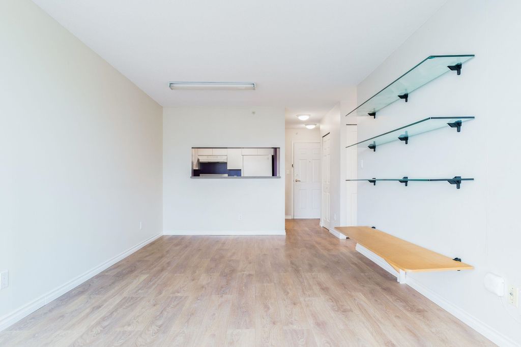 listing image 1101516364787280438