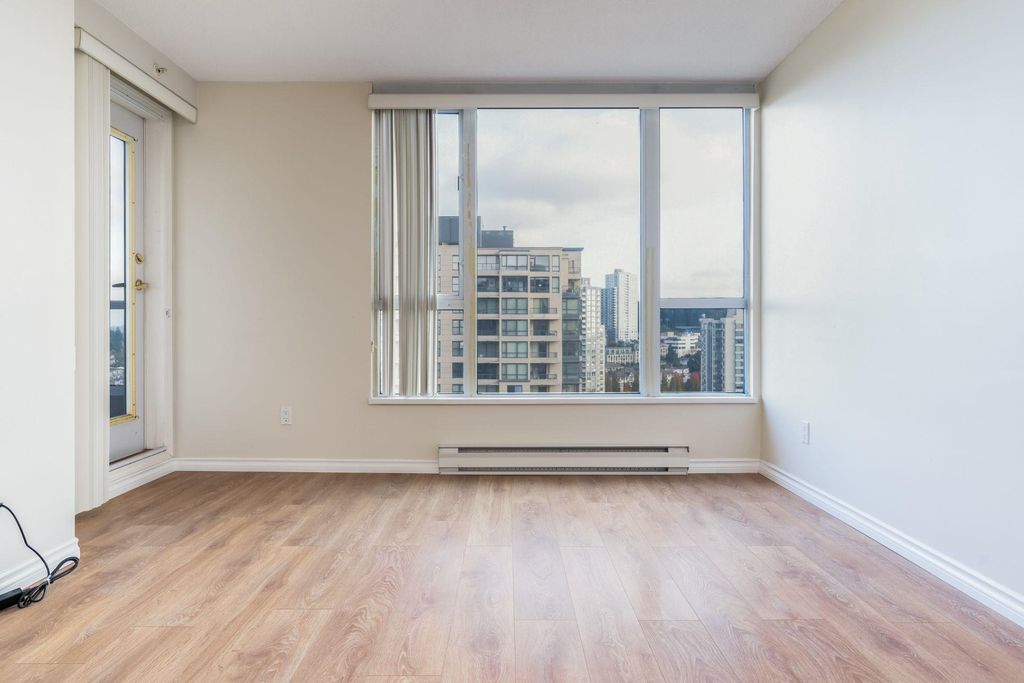 listing image 1101699400069521849