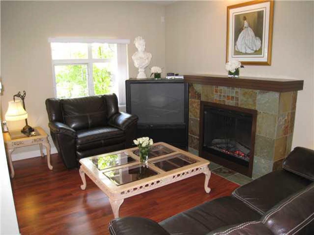 listing image 1106249102576950290