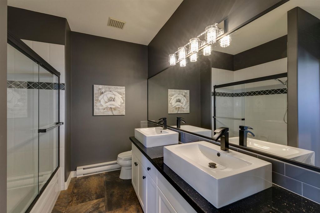 listing image 1106150500406036707