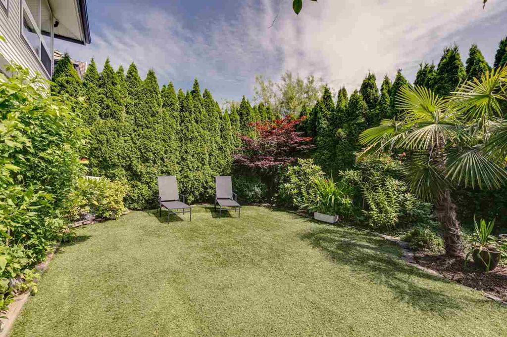 listing image 1101607975449353782