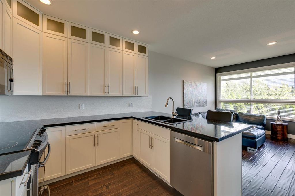 listing image 1108224924206237230