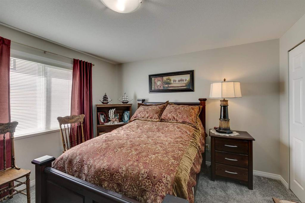 listing image 1109917054538914693