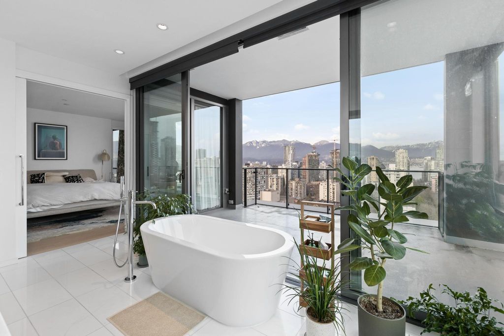 listing image 1108098660868505609