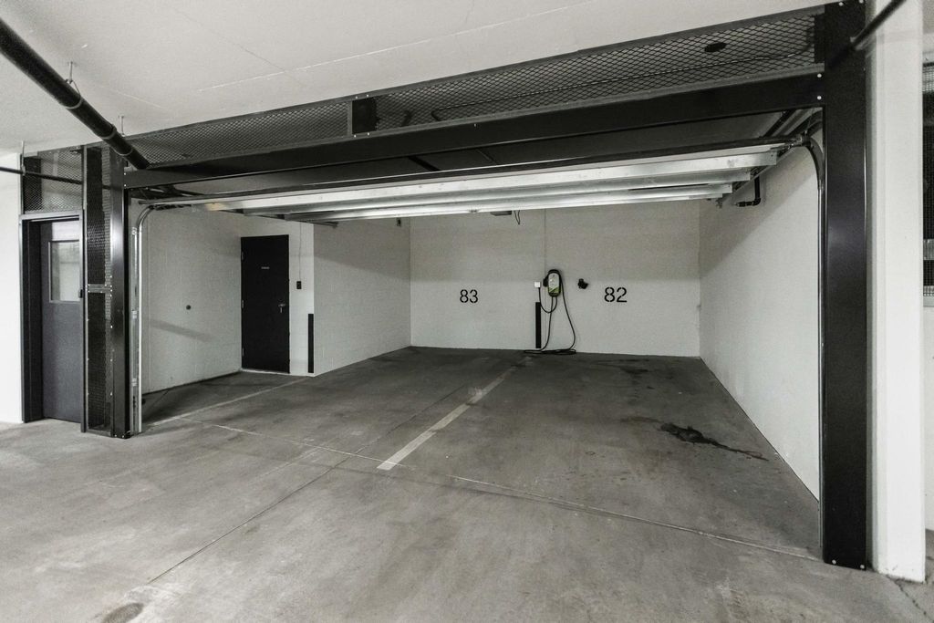 listing image 1100020977164268046