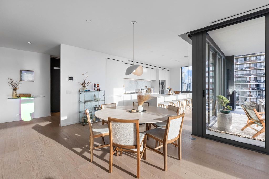 listing image 1105173624976886198