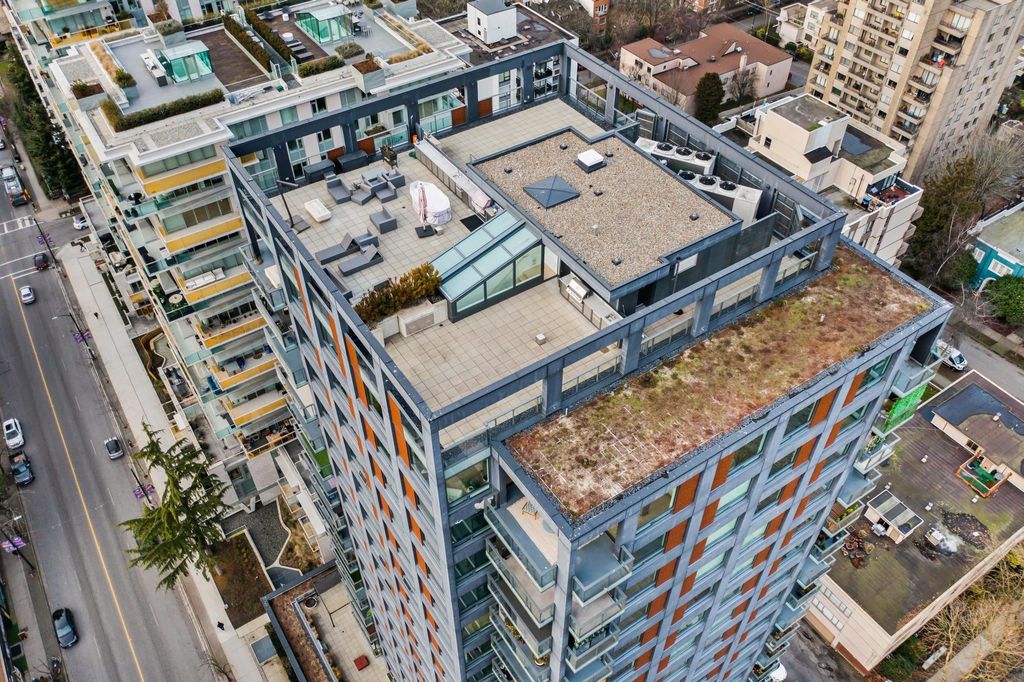 listing image 1107493628127675960