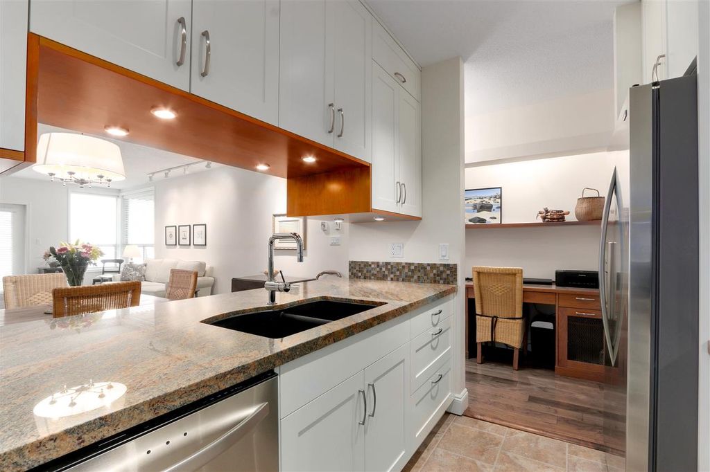 listing image 1105987143304232120