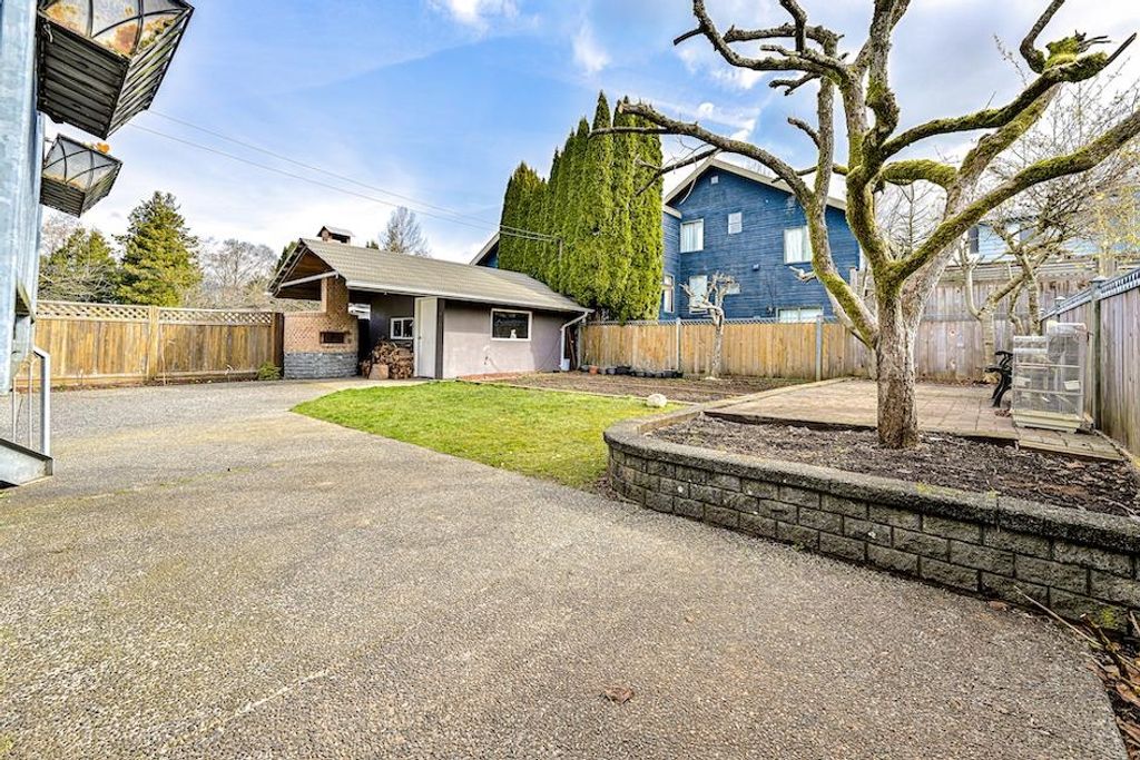 listing image 1104246699939738038