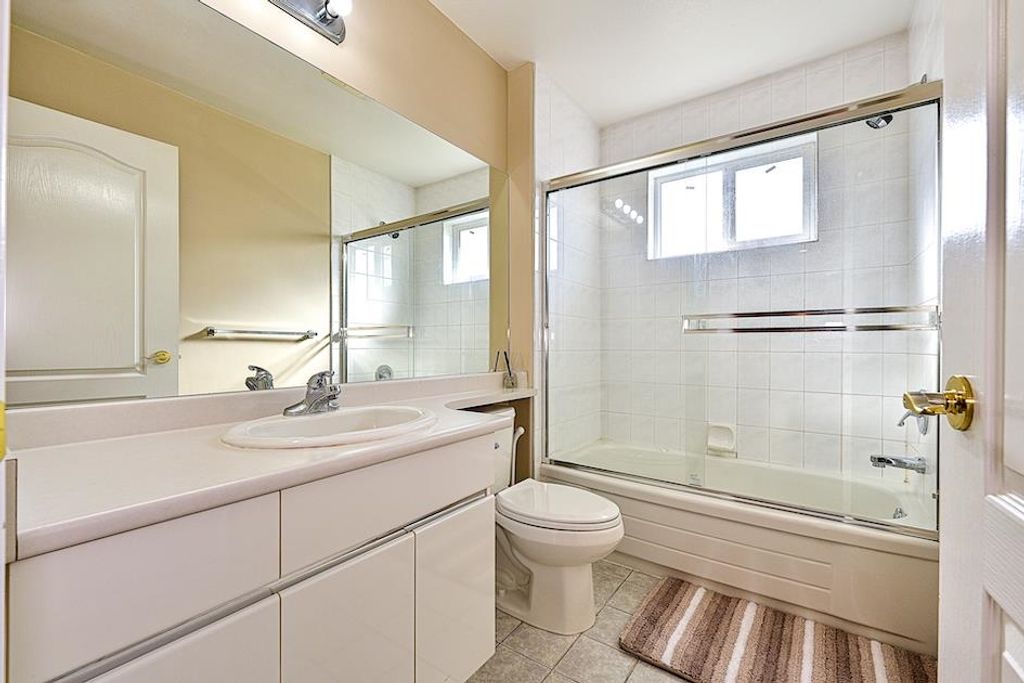 listing image 1103394691147992767