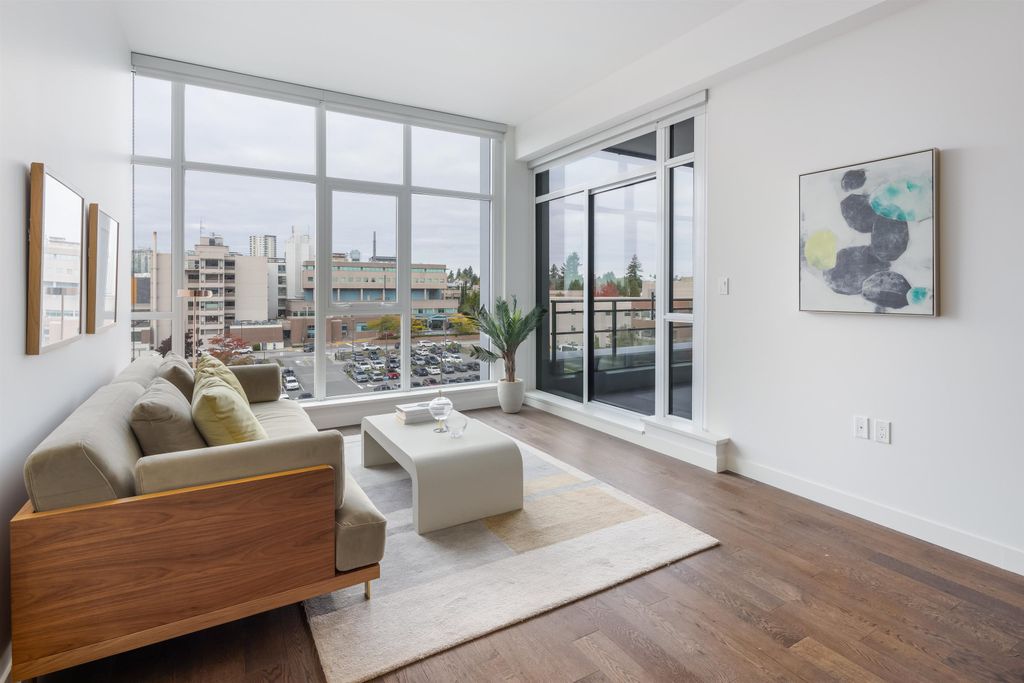 listing image 1104884571144035973