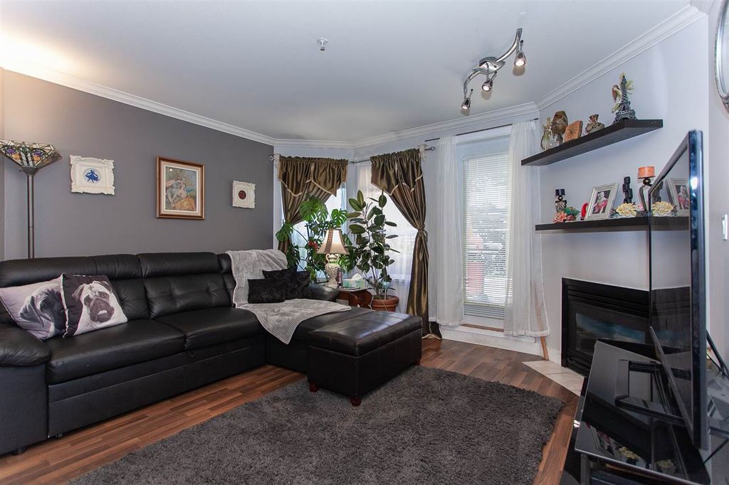 listing image 1108286413758970143