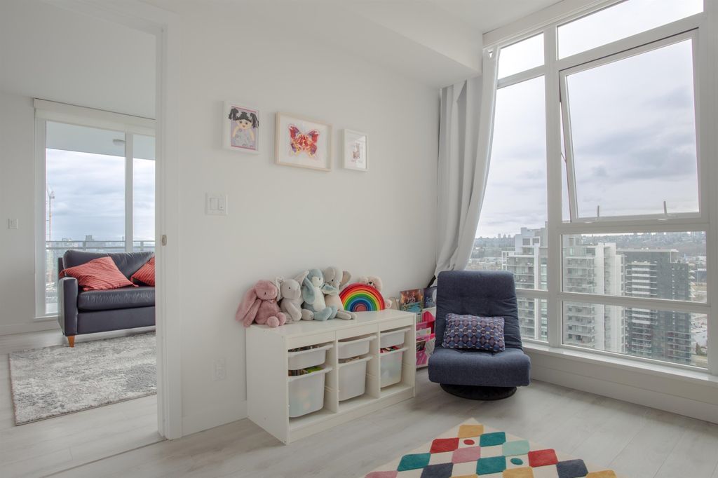 listing image 1108232558517090356