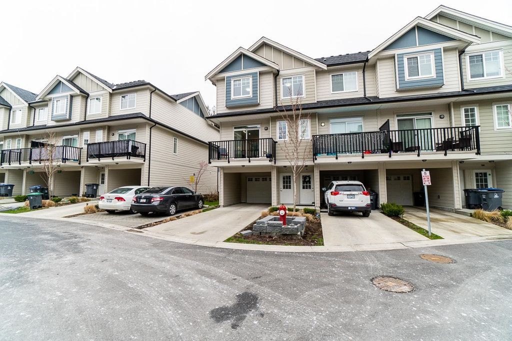 listing image 1104873561704203743