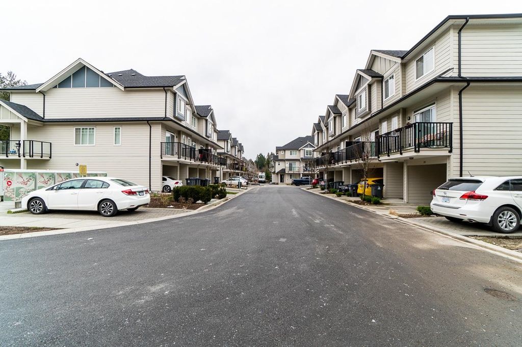 listing image 1109155678543980369