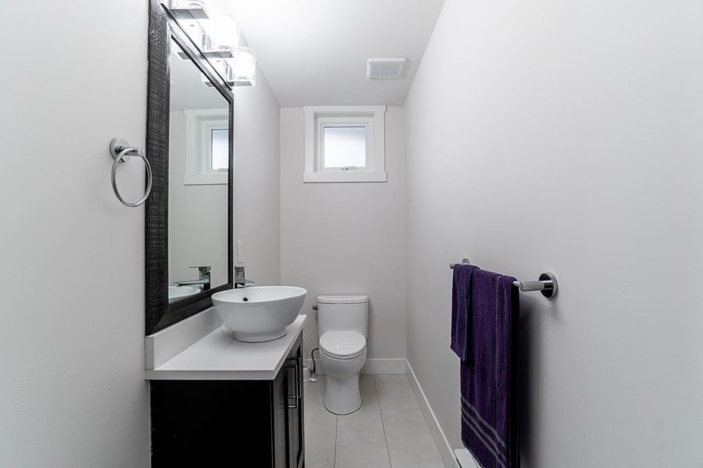 listing image 1101524605082571399