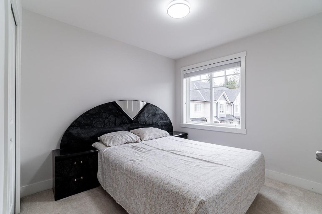 listing image 1107891417534485109